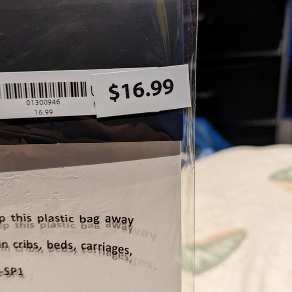 Deluxe Black Costume Fingerless Gloves - Picture 4 of 4